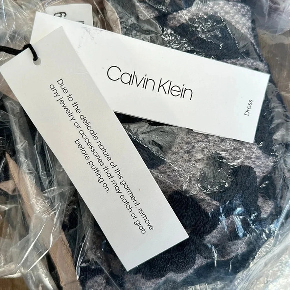 Calvin Klein Off-The-Shoulder Lace Trumpet Evening Midi Dress - Picture 8 of 10